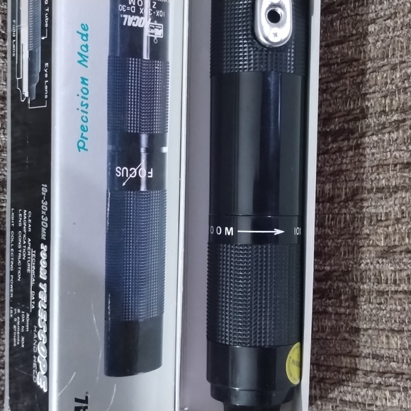 Focal 200m telescope hand held 10x 30x30mm New - Picture 3 of 3